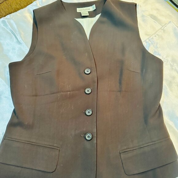 Ann Taylor Chocolate Brown Button Front Lined Vest, Size 10 - Picture 5 of 12